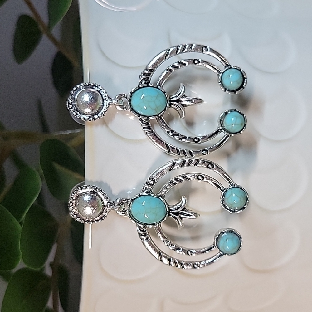 Cowgirl Chic Southwestern Stirrup Drop Earrings